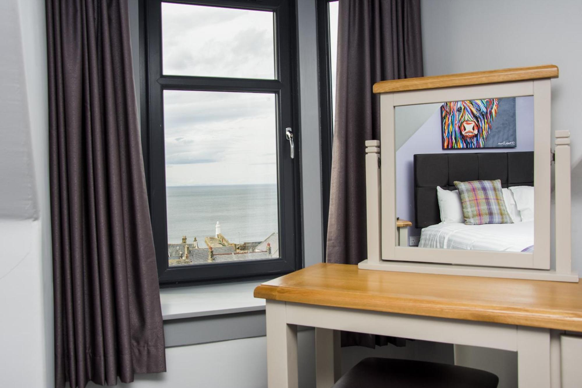 The Knowes Hotel & Restaurant Macduff Camera foto